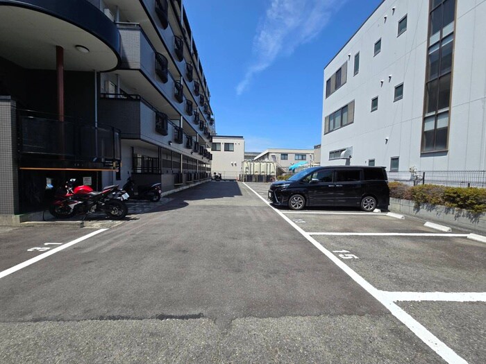 グリーンヴィレッジ吉田の物件外観写真