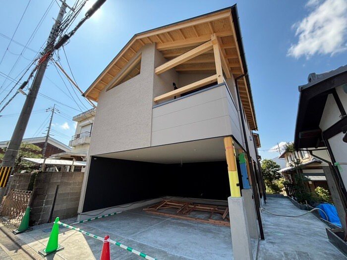 GOMON MOMOYAMA南棟の物件外観写真