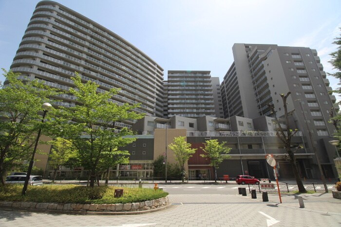 ﾃﾞｨｰｸﾞﾗﾌｫｰﾄ千里中央(1717)の物件外観写真