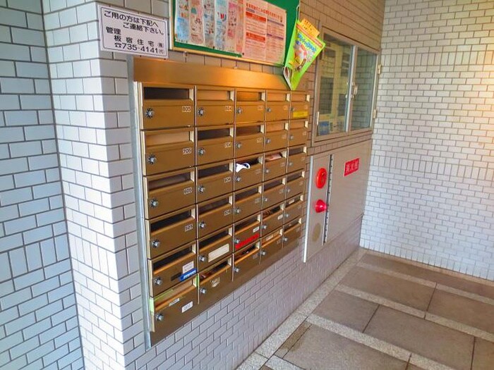 メゾン・セレステ（4Ｆ）の物件外観写真