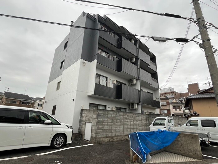 パラッシオ・アイの物件外観写真