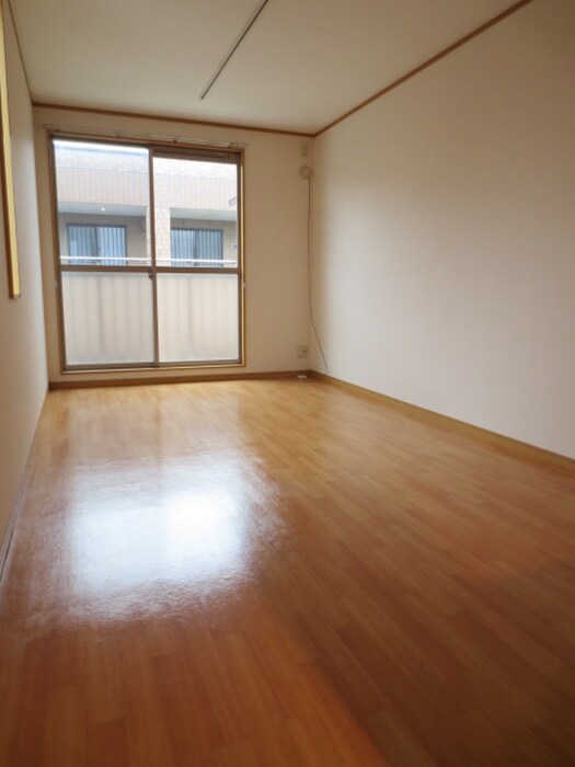 エスポワ－ル西出の物件内観写真