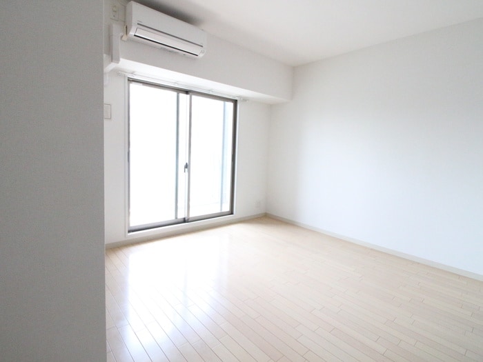 イリス長居公園の物件内観写真