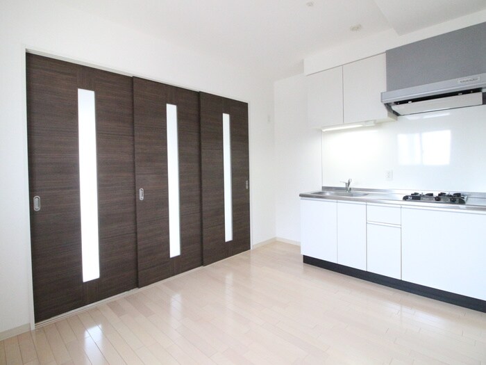 イリス長居公園の物件内観写真