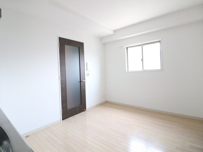 イリス長居公園の物件内観写真