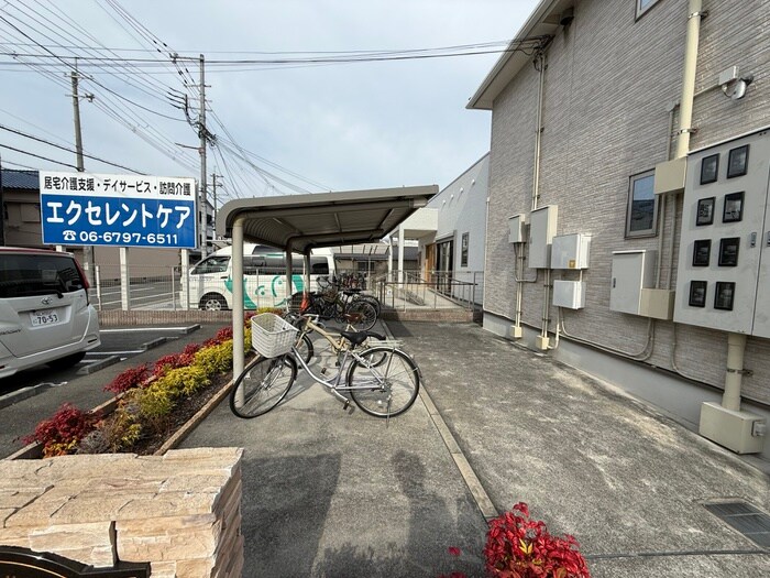 メゾンカルムの物件外観写真