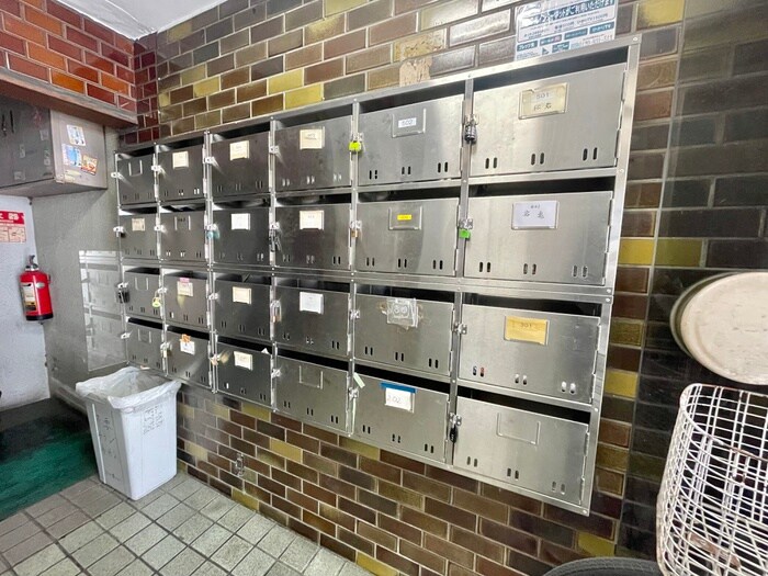 つた家第３ビルの物件外観写真