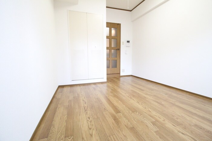 ﾉﾙﾃﾞﾝﾊｲﾑﾘﾊﾞ-ｻｲﾄﾞ天神橋A棟の物件内観写真