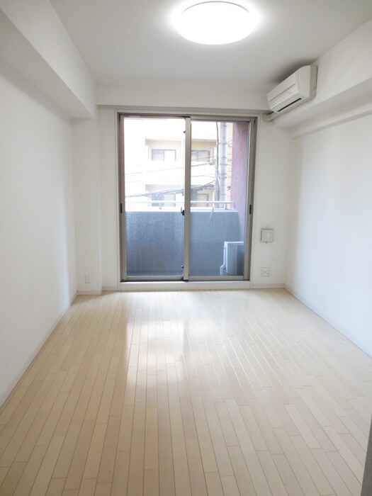 エスティメゾン京橋の物件内観写真