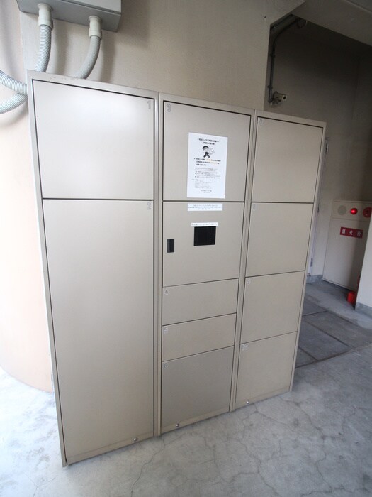 Ｗｉｎ　Ｒｏａｄ　Ｅｓａｋａの物件外観写真