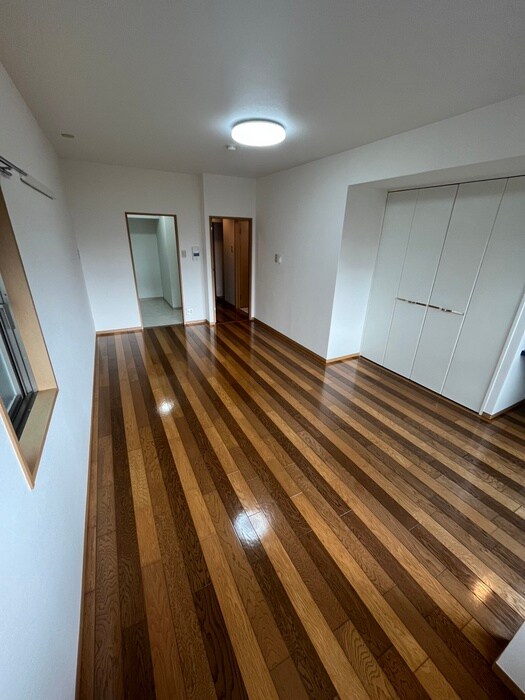 サン・グレート・ＥＳＡＫＡの物件内観写真