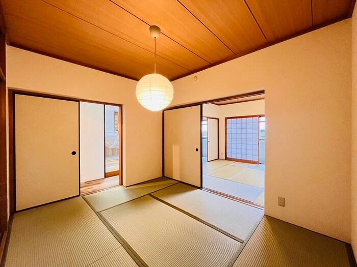 チャフル甲東の物件内観写真