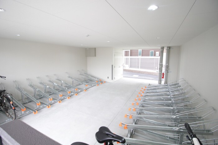 シャルマンパレ淡路の物件外観写真