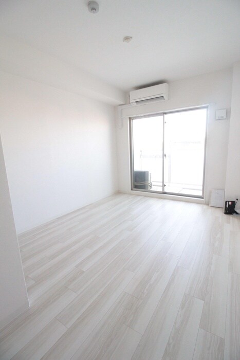 シャルマンパレ淡路の物件内観写真