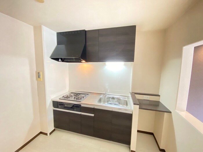 サンハイツ南志賀の物件内観写真