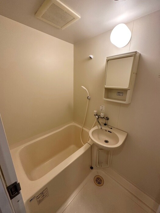 パインフｨールド御池の物件内観写真