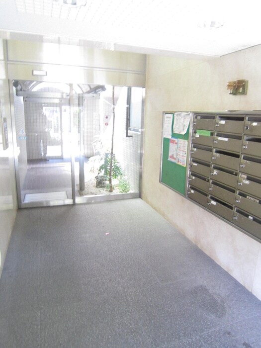 聖護院谷口マンションの物件外観写真