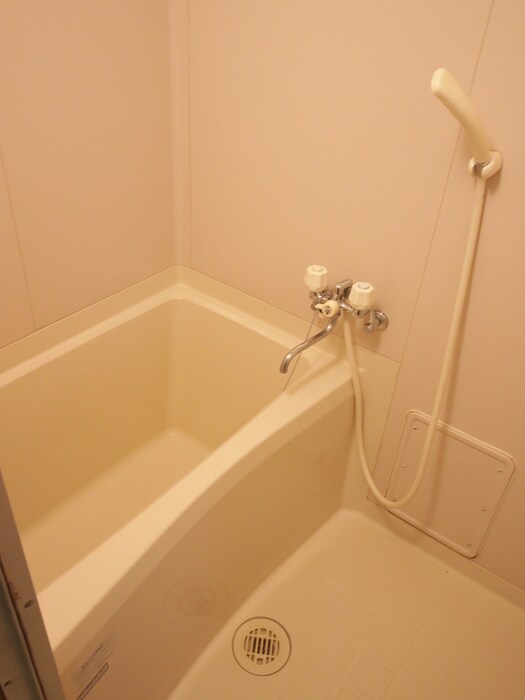 プチブリンダルの物件内観写真