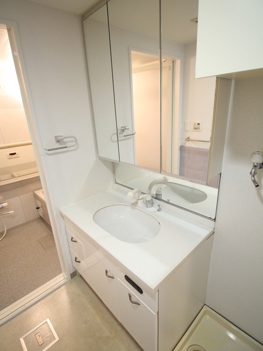 セラフ豊中向丘壱番館（702）の物件内観写真