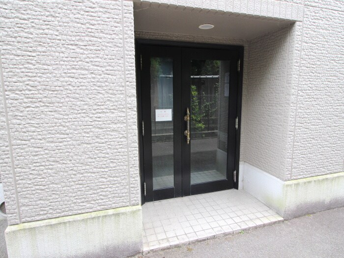 ハウゼ・ノインの物件外観写真