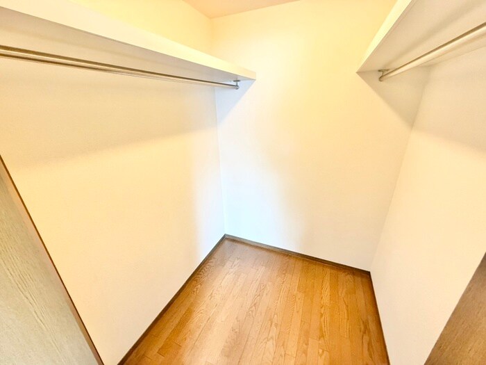 ハウゼ・ノインの物件内観写真