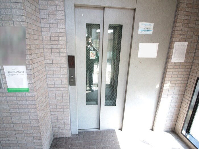 吉鴻ハイネス３の物件外観写真