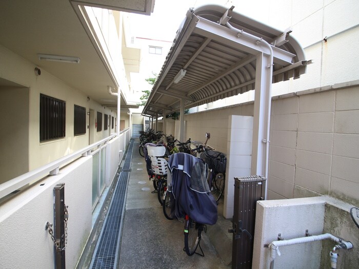 ドレム伊丹の物件外観写真