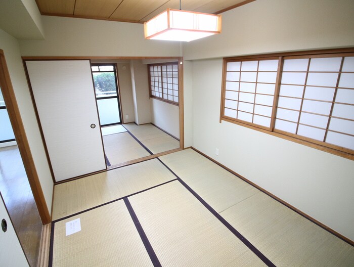 ドレム伊丹の物件内観写真