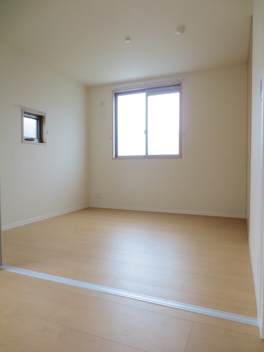 メゾン・ファミールの物件内観写真