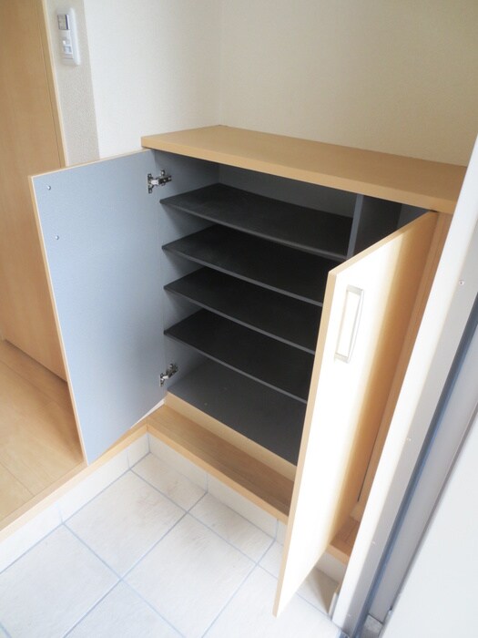 メゾン・ファミールの物件内観写真