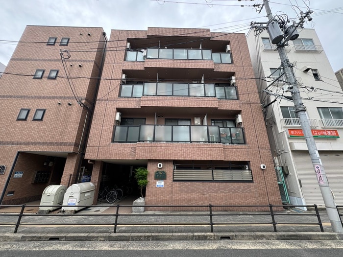 ラ　リンピアの物件外観写真