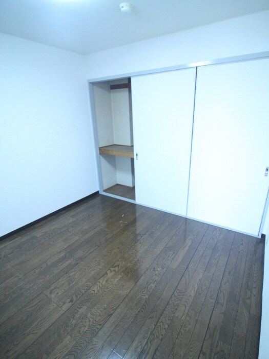 ロ－タリ－ビルド・南花田の物件内観写真