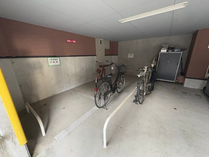 エスポワ－ルヒルの物件外観写真