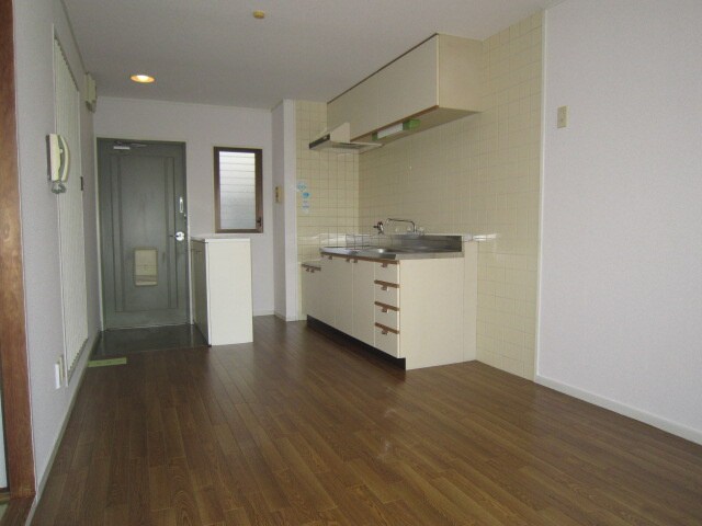 リンデン南桜塚ハイツⅡの物件内観写真