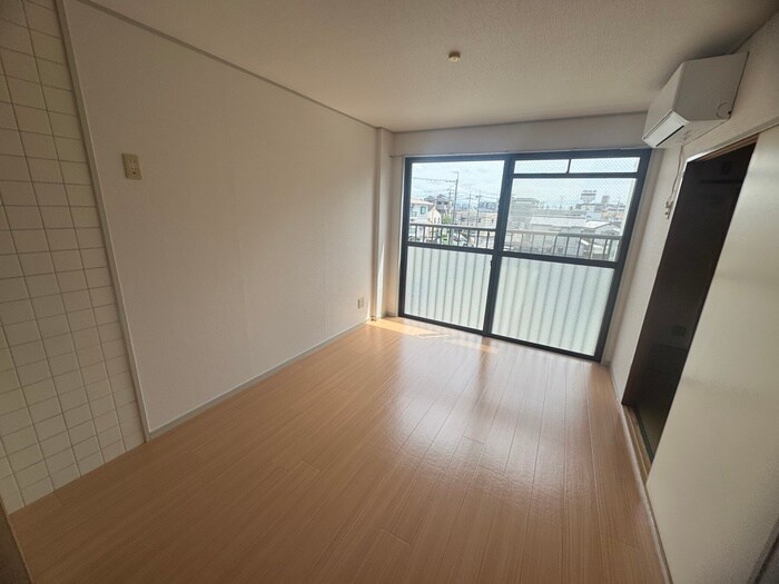リンデン南桜塚ハイツⅡの物件内観写真