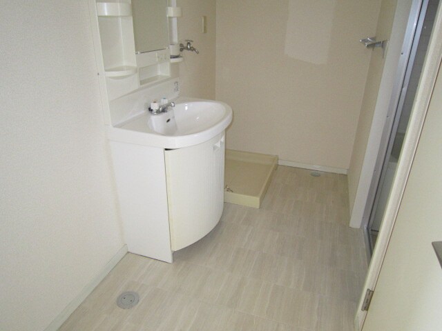 リンデン南桜塚ハイツⅡの物件内観写真