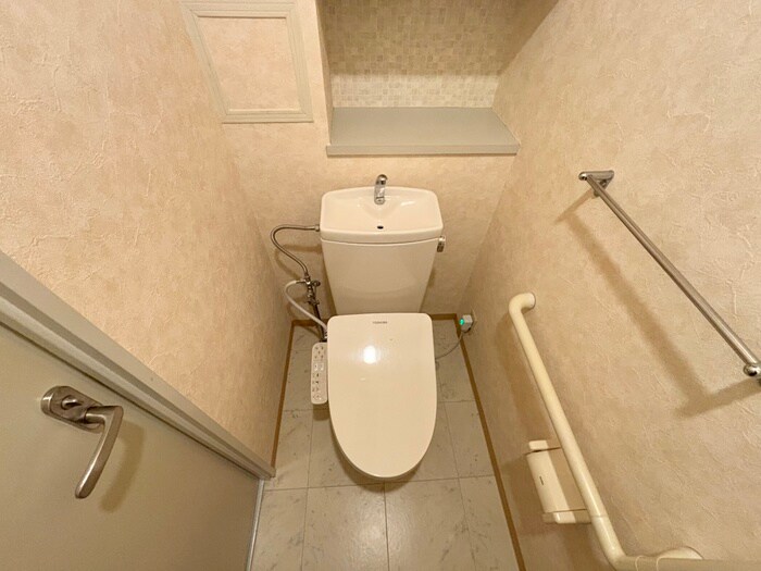 シャン・ド・フル－ルの物件内観写真