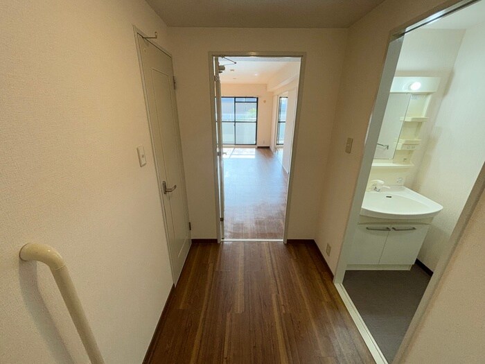 シャン・ド・フル－ルの物件内観写真