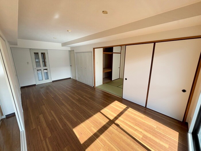 シャン・ド・フル－ルの物件内観写真