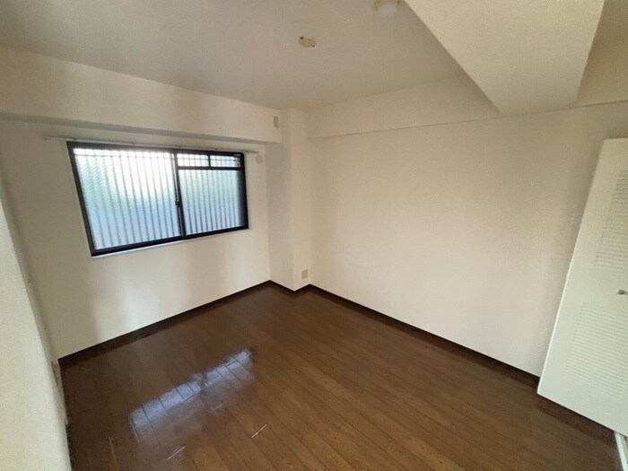 シャン・ド・フル－ルの物件内観写真