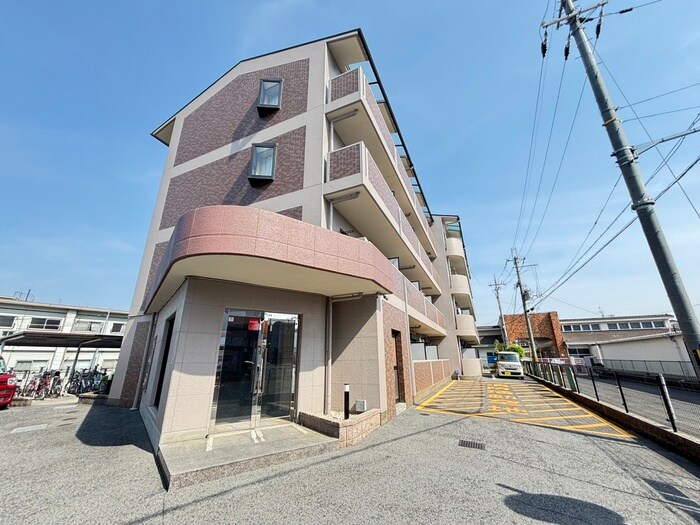 エレガンシア金剛の物件外観写真