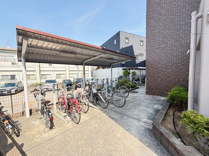 エレガンシア金剛の物件外観写真