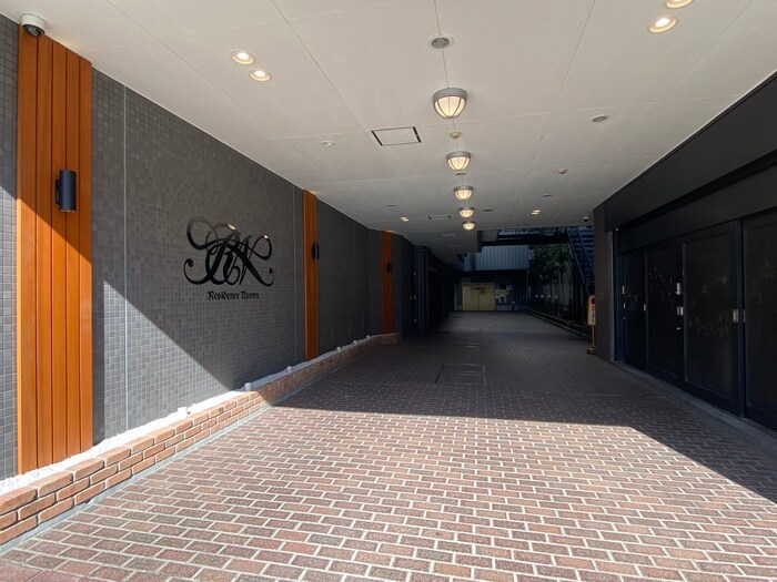 レジデンスナンワの物件外観写真