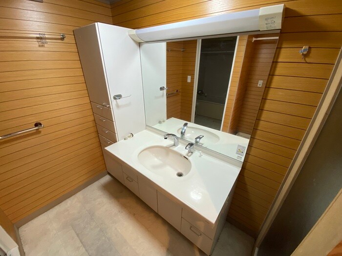 レジデンスナンワの物件内観写真