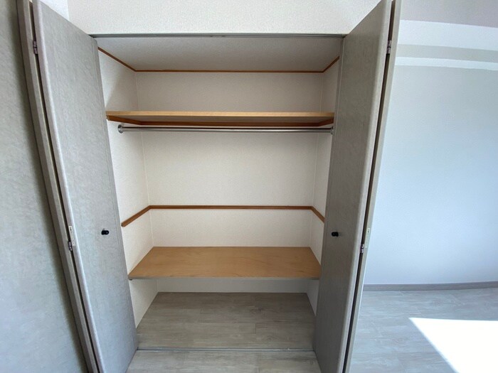 レジデンスナンワの物件内観写真