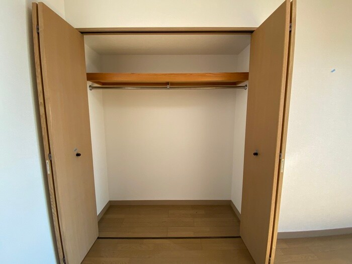 レジデンスナンワの物件内観写真