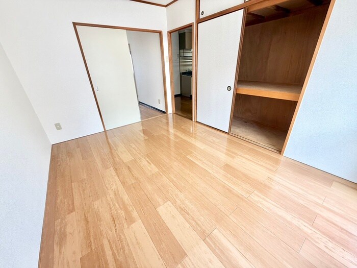 アメニティ東香里の物件内観写真