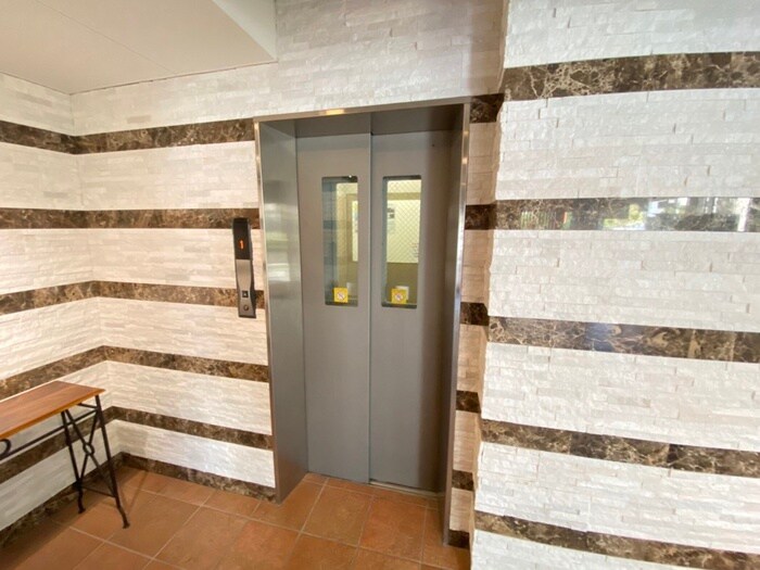 リッツ神田の物件外観写真