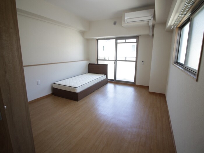 アートプラザ枚方の物件内観写真