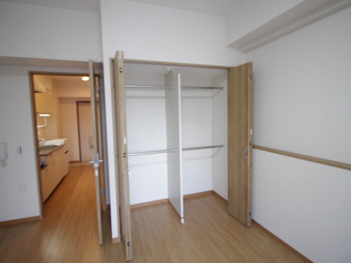 アートプラザ枚方の物件内観写真